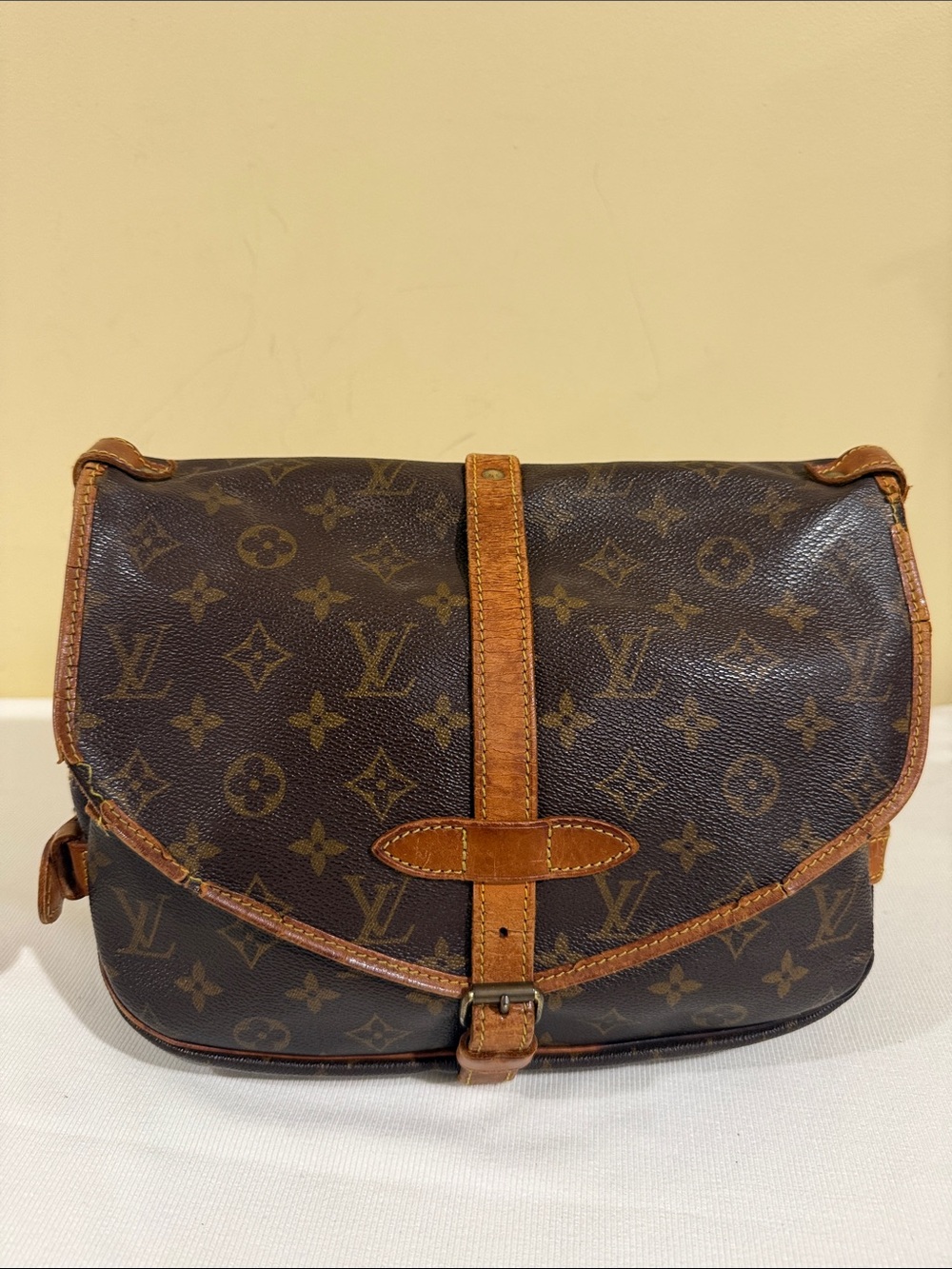 Authentic Louis Vuitton Monogram Saumur Shoulder Bag With a project Strap ✨